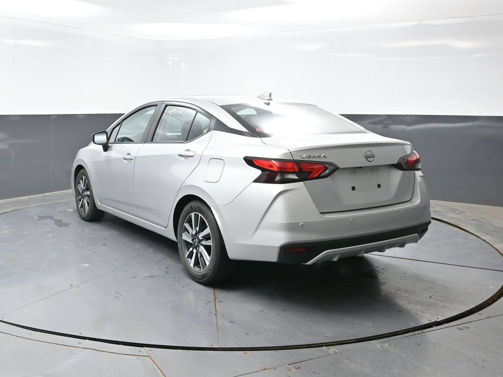Used 2025 Nissan Versa SV FWD image 10