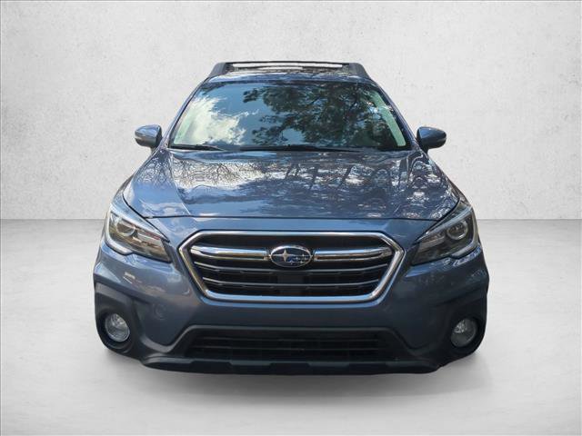 Used 2018 Subaru Outback 3.6R Limited image 2