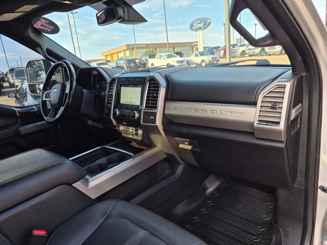 Used 2017 Ford F350 Platinum w/ Platinum Ultimate Package AWD/4WD image 21