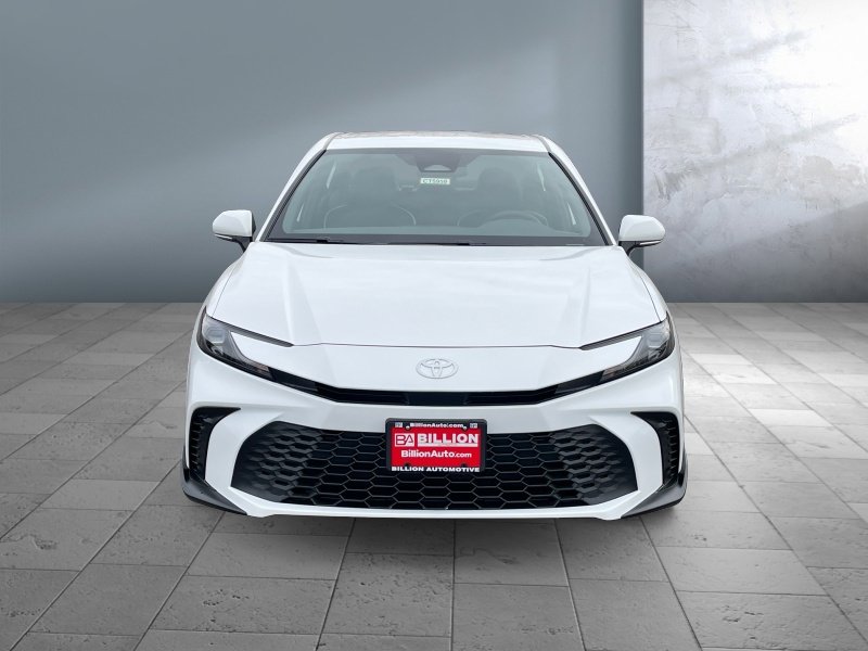 New 2026 Toyota Camry SE FWD image 2