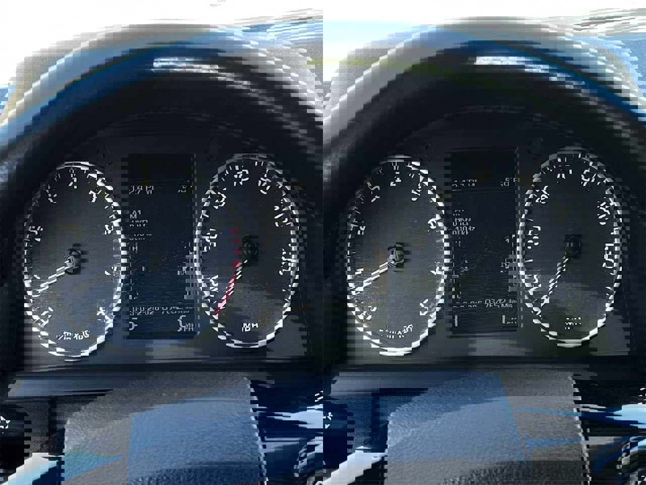 Used 2016 Land Rover LR4 HSE image 13