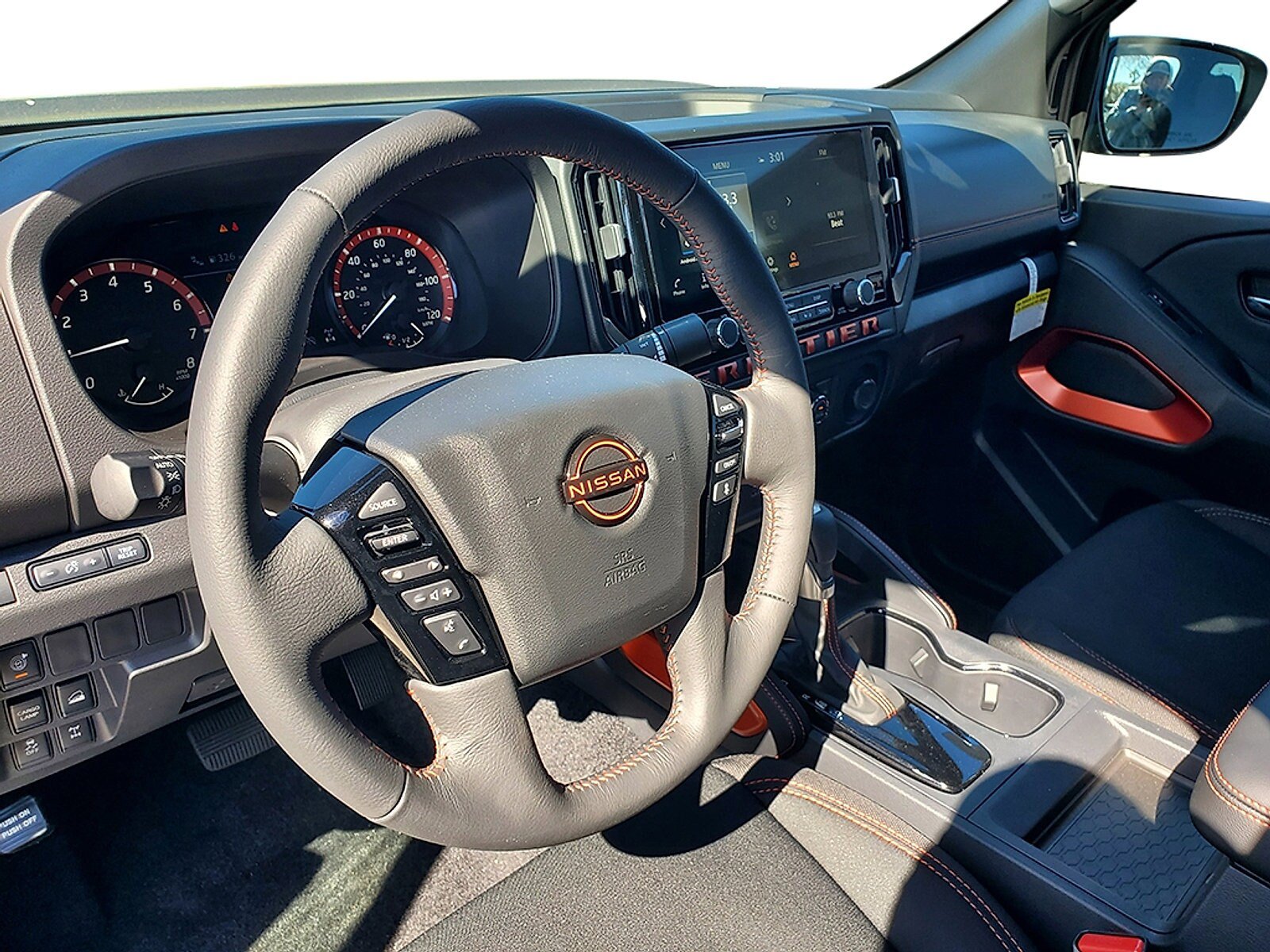 New 2025 Nissan Frontier PRO-4X AWD/4WD image 19