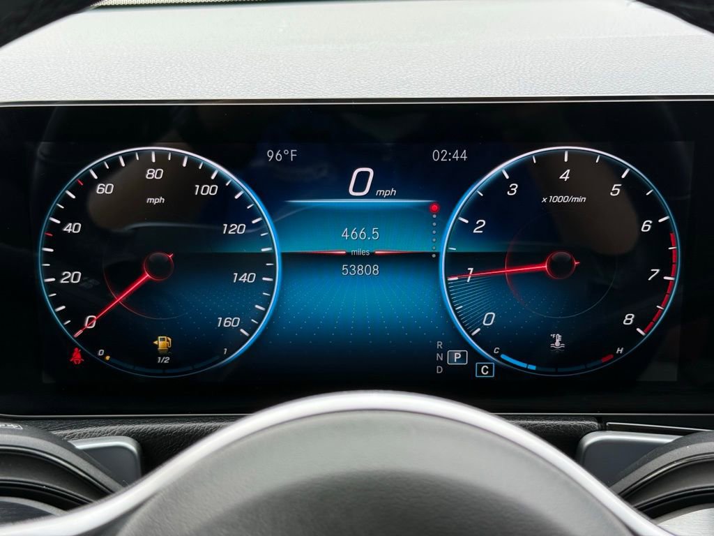 Certified 2022 Mercedes-Benz GLB 250 4MATIC image 11