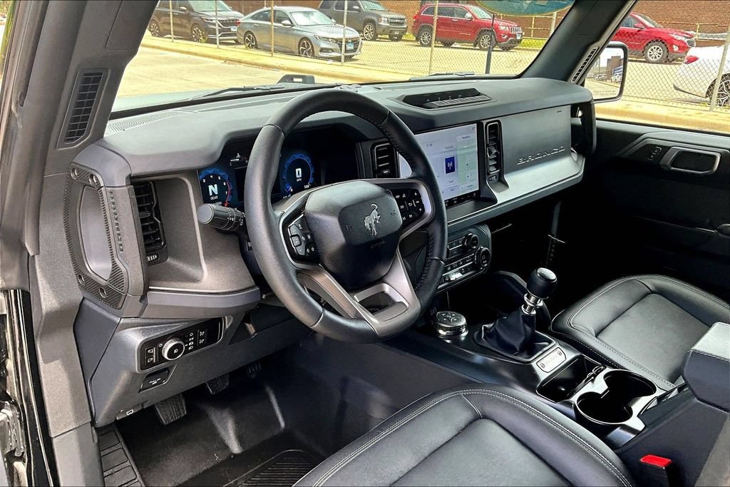 Certified 2025 Ford Bronco Badlands w/ Sasquatch Package AWD/4WD image 13