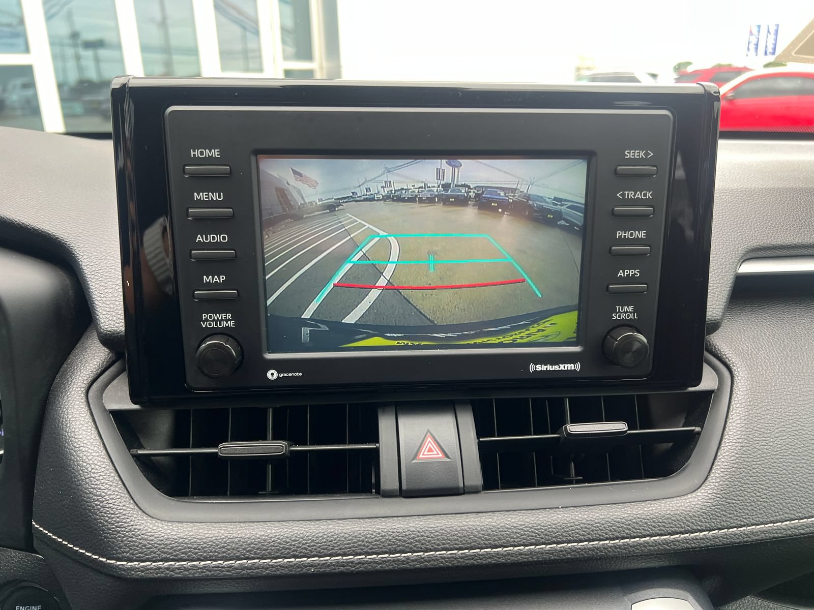 Used 2020 Toyota RAV4 XLE FWD image 28