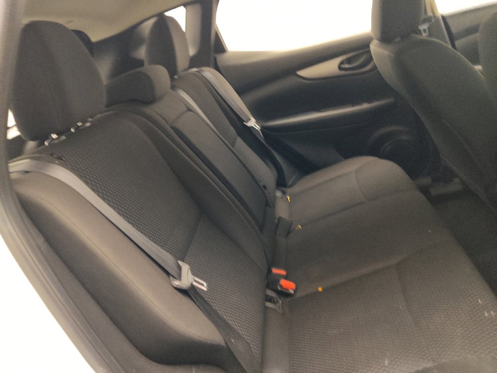 Used 2019 Nissan Rogue Sport S FWD image 19