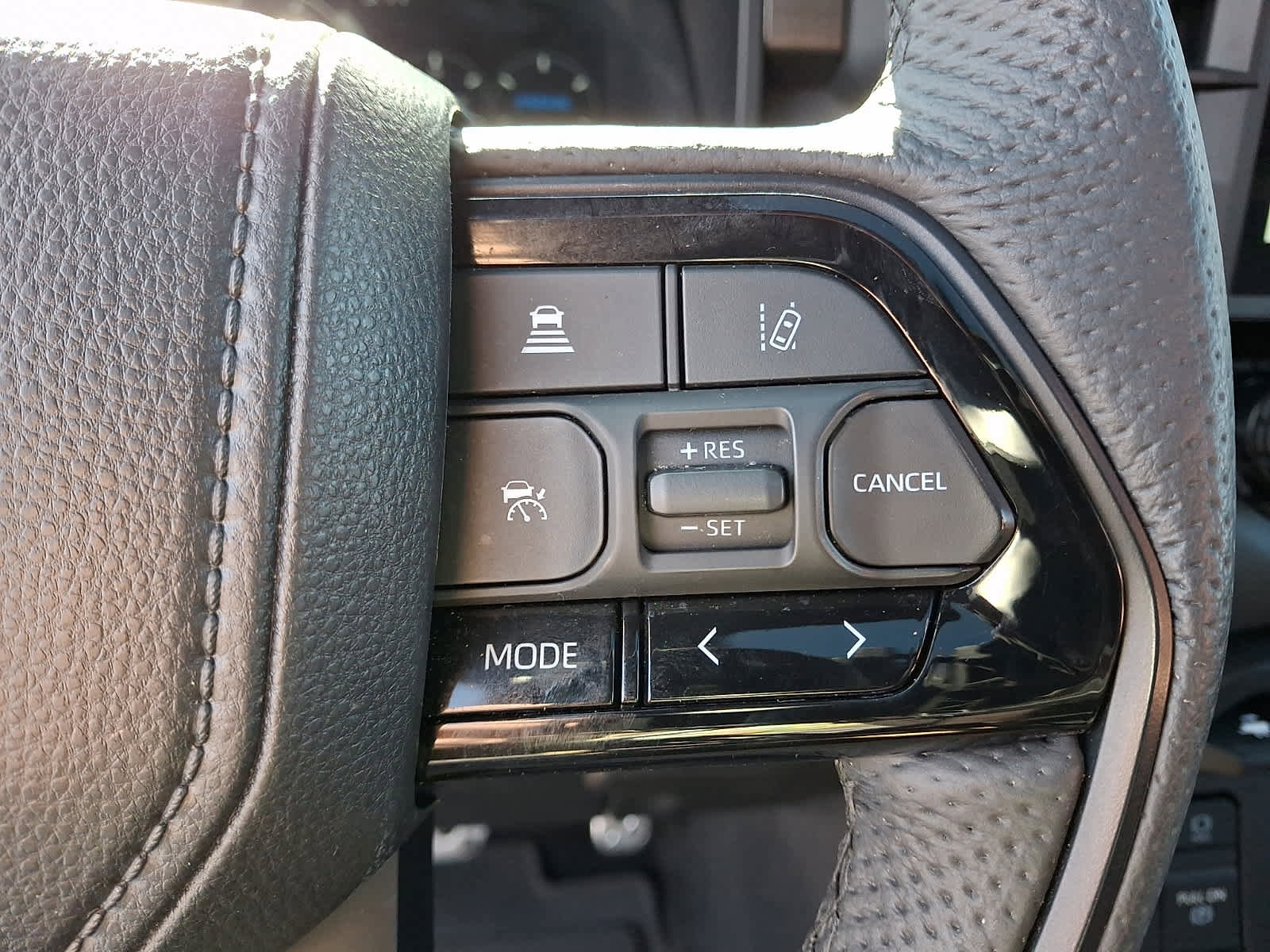 Certified 2024 Toyota Sequoia TRD Pro AWD/4WD image 23
