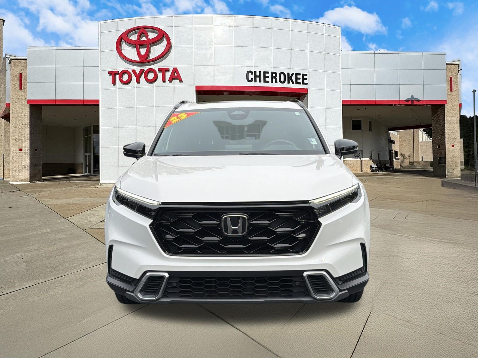 Used 2023 Honda CR-V Sport Touring image 2