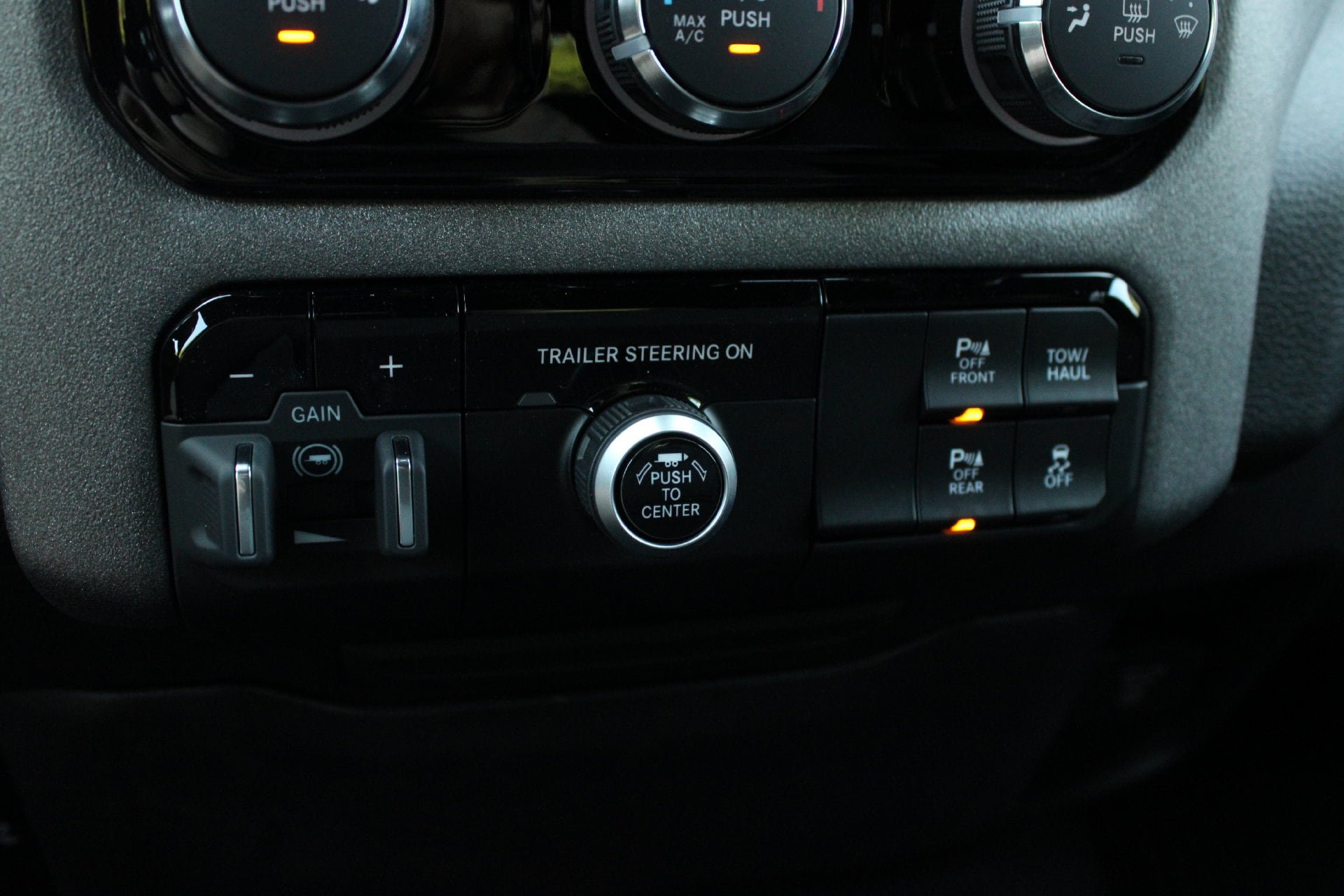 New 2026 RAM 1500 Warlock AWD/4WD image 46