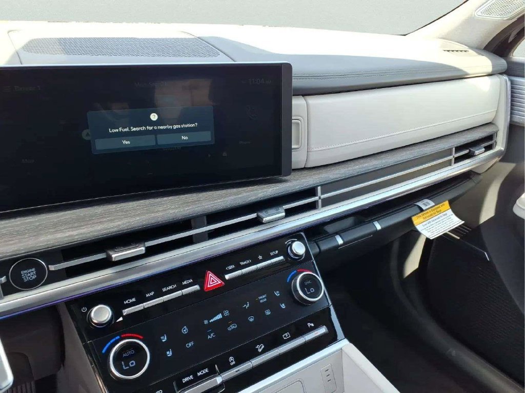 New 2027 Hyundai Santa Fe Limited FWD image 6