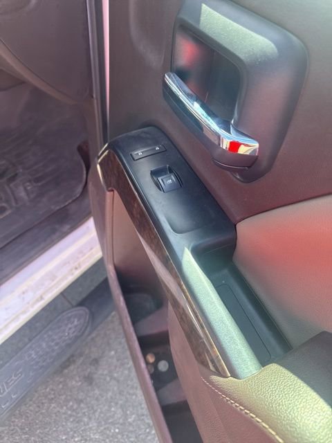 Used 2017 Chevrolet Silverado 1500 LT w/ Texas Edition image 11