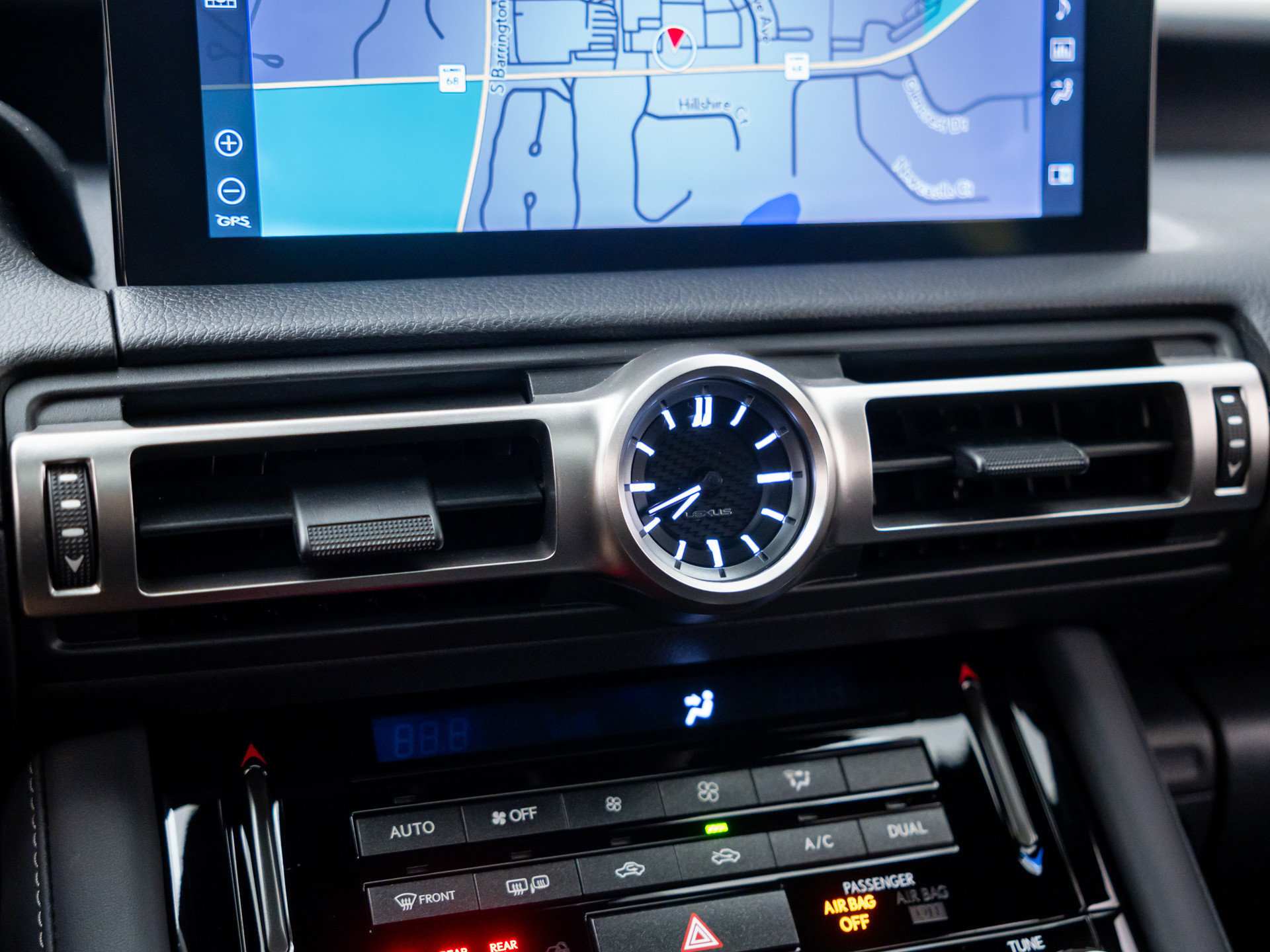 Used 2022 Lexus IS 500 RWD image 23