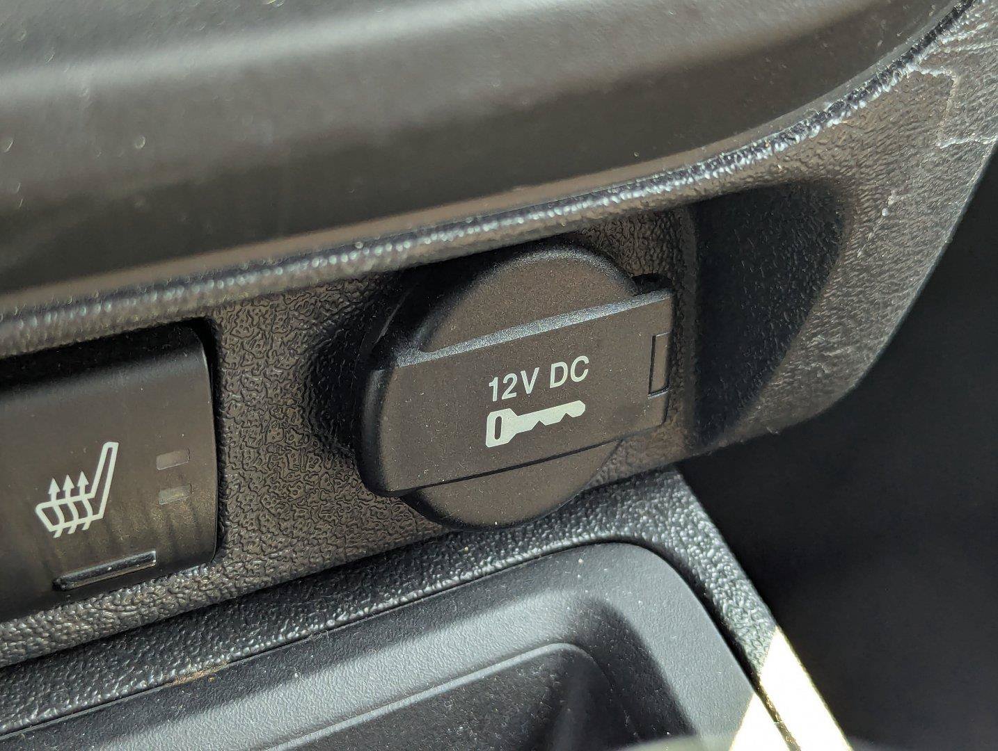 Used 2014 Jeep Patriot Latitude FWD image 20