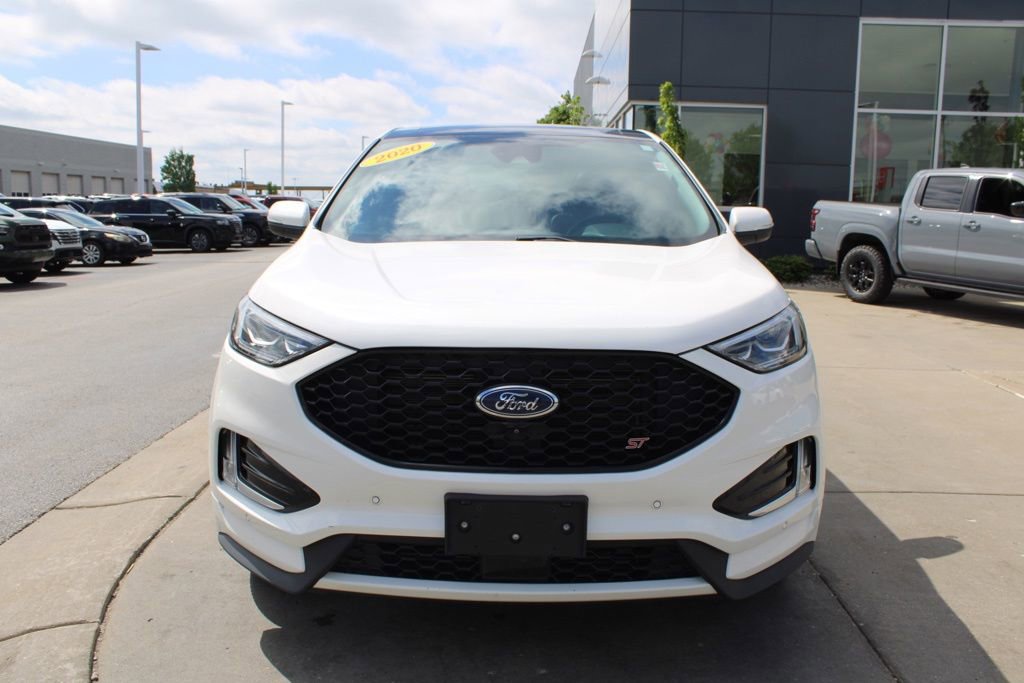 Used 2020 Ford Edge ST w/ Equipment Group 401A AWD/4WD image 2
