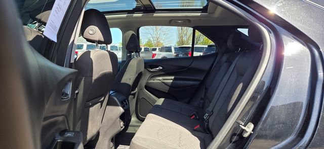 Used 2018 Chevrolet Equinox LT w/ Sun & Infotainment Package AWD/4WD image 14