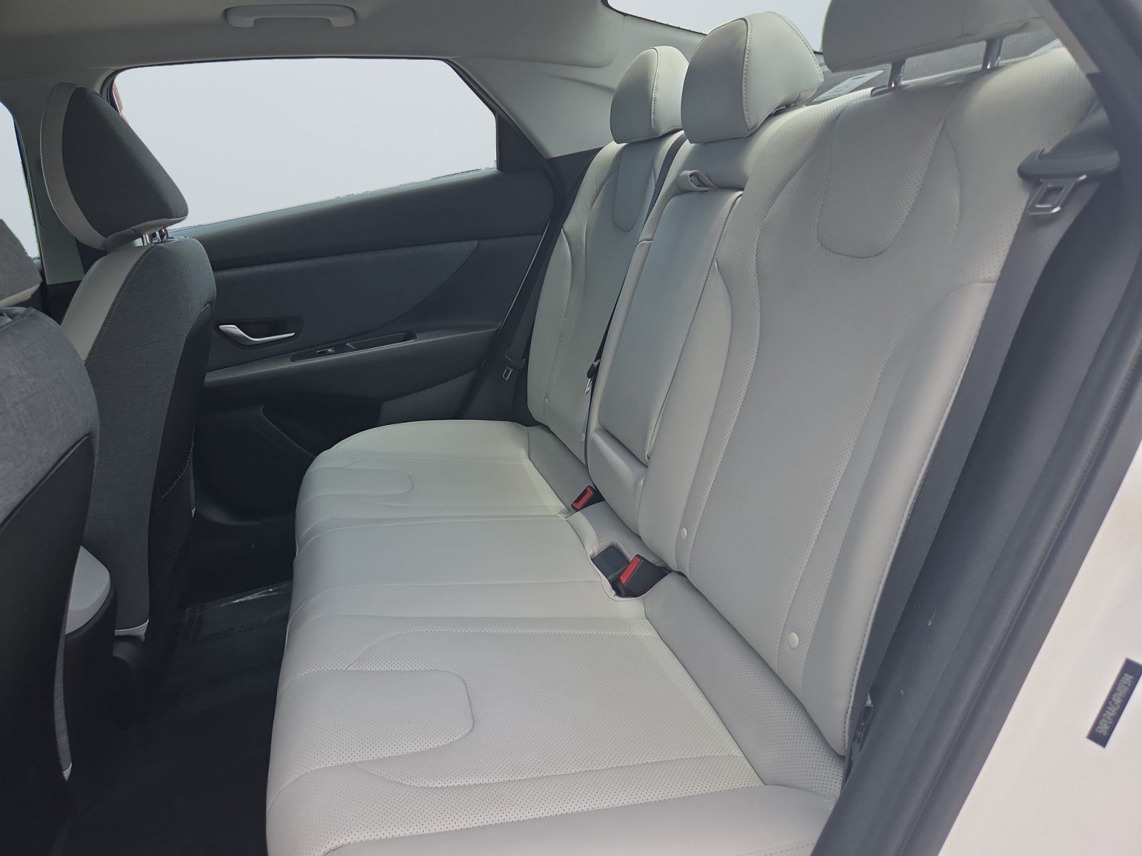 Certified 2023 Hyundai Elantra Limited FWD image 15