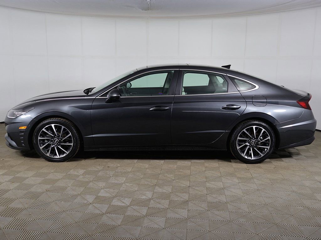 Certified 2023 Hyundai Sonata Limited w/ Cargo Package FWD image 18