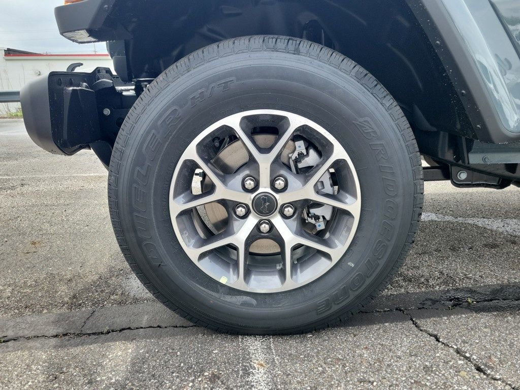 New 2025 Jeep Gladiator Sport image 27