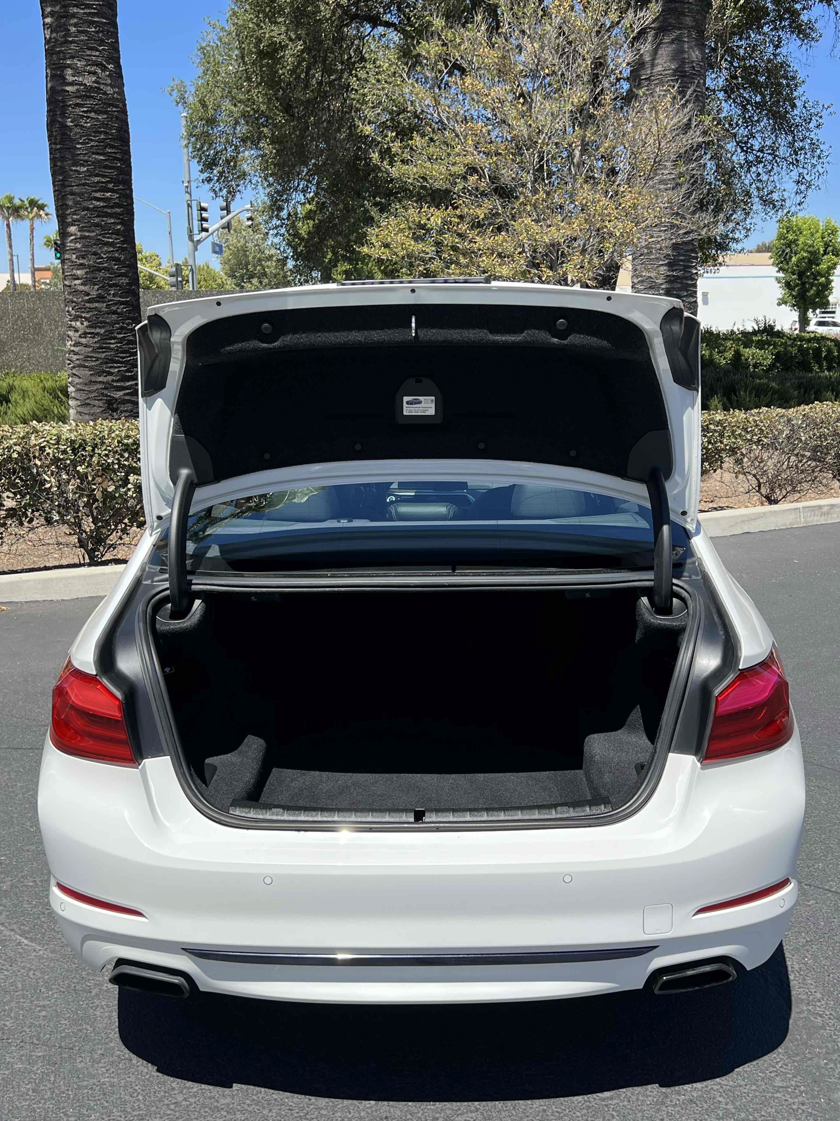 Used 2017 BMW 540i RWD image 68