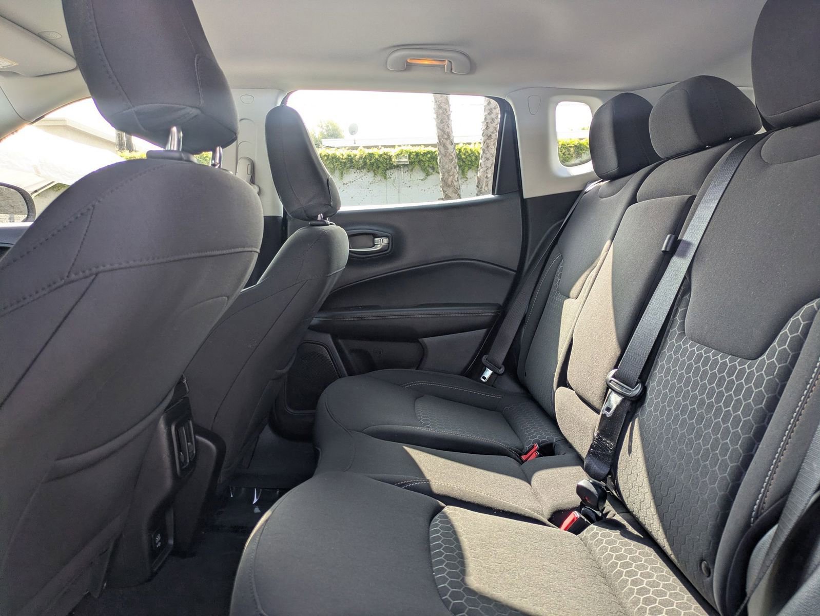 Used 2020 Jeep Compass Sport image 25