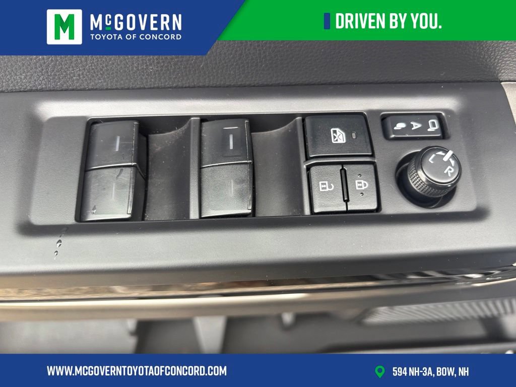 Used 2023 Toyota Sequoia Limited AWD/4WD image 21