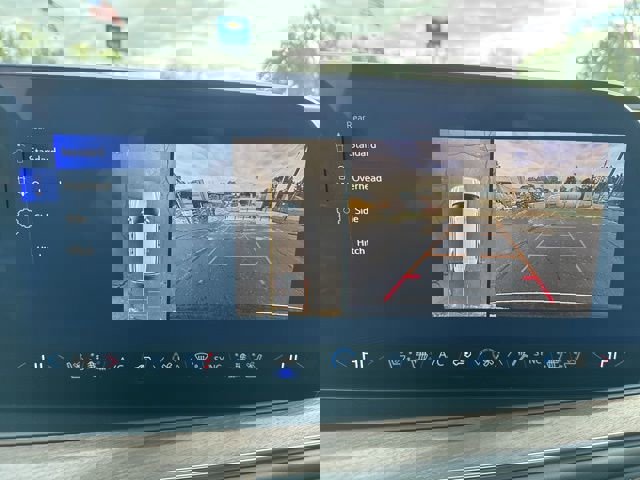 New 2026 Chevrolet Suburban High Country image 38