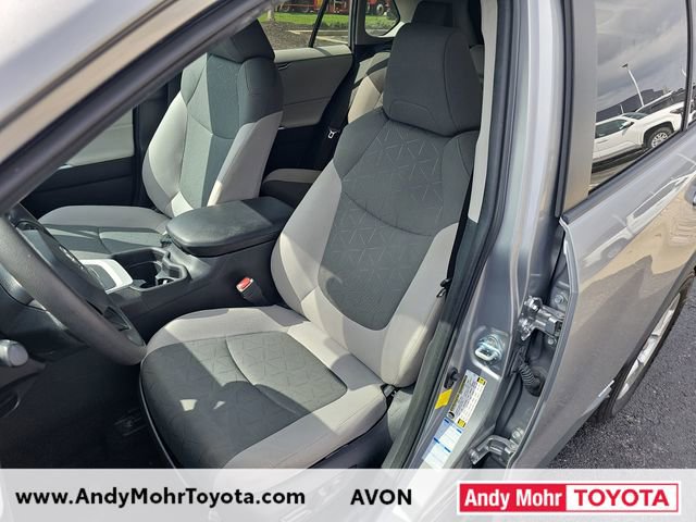 Used 2021 Toyota RAV4 XLE w/ Convenience Package image 10