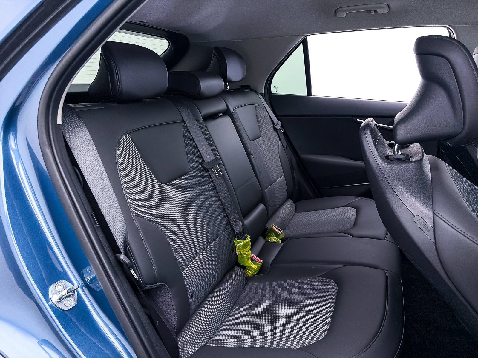 Certified 2024 Kia Niro Wind FWD image 37