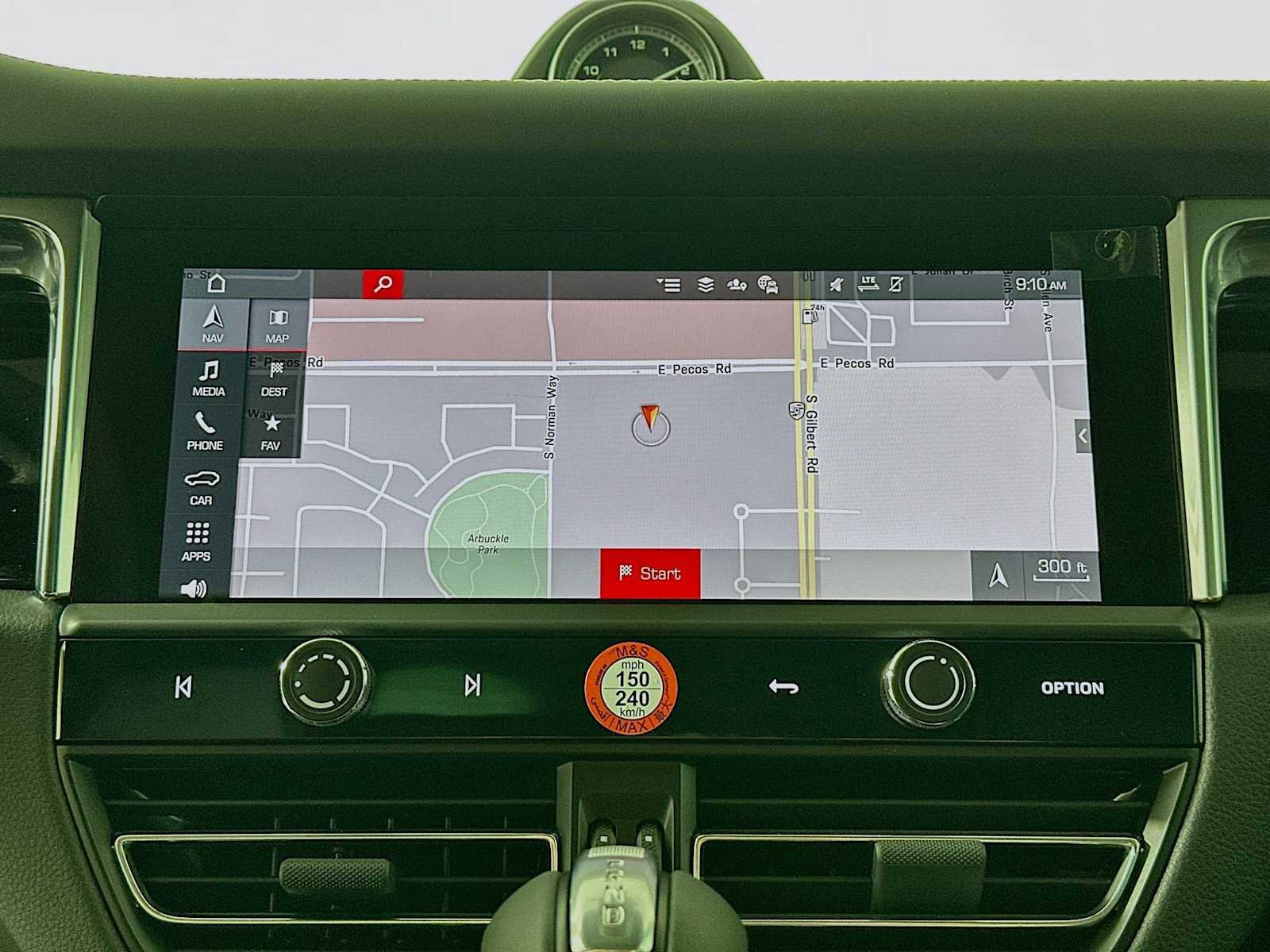 New 2025 Porsche Macan image 18