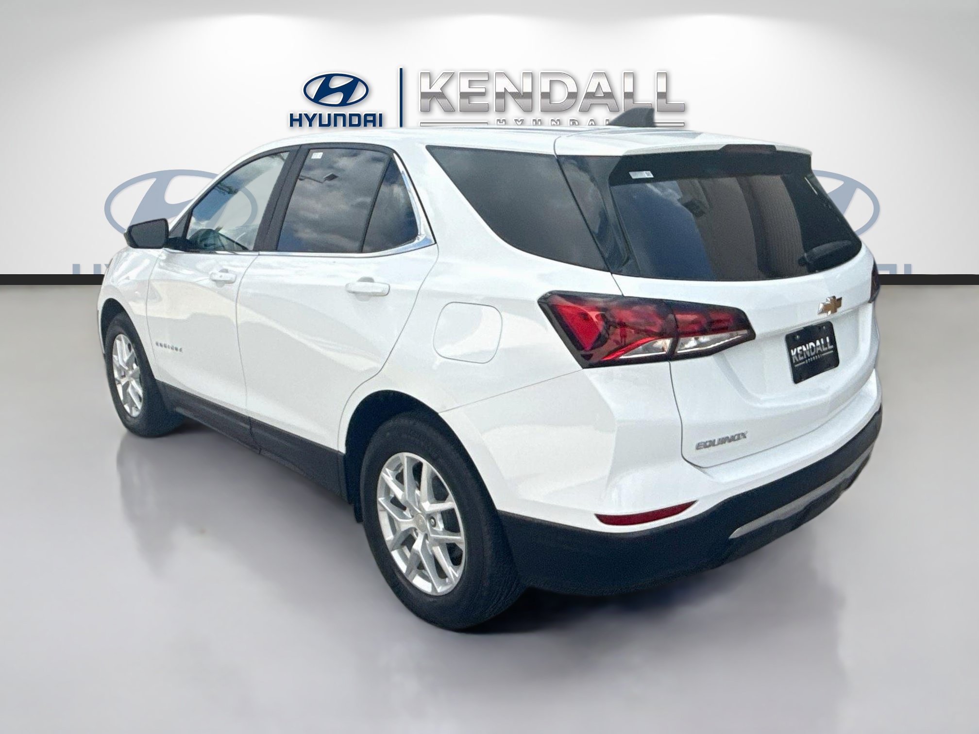 Used 2023 Chevrolet Equinox LT FWD image 4