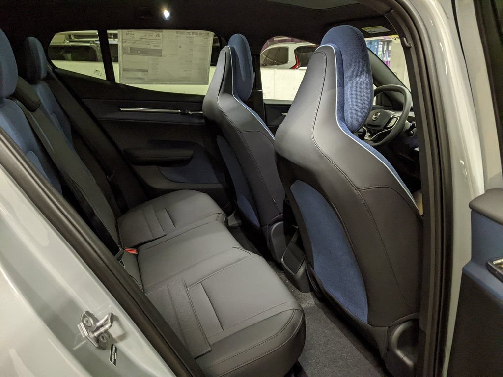 New 2026 Volvo EX30 Cross Country Ultra w/ Protection Package Premier AWD/4WD image 26