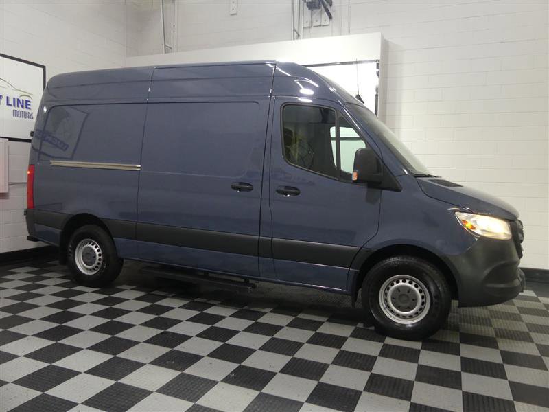 Used 2019 Mercedes-Benz Sprinter 144 image 5