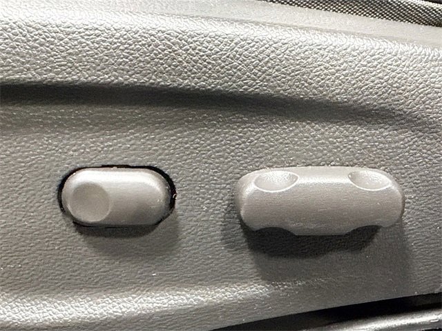 Used 2015 Buick Encore Convenience image 16