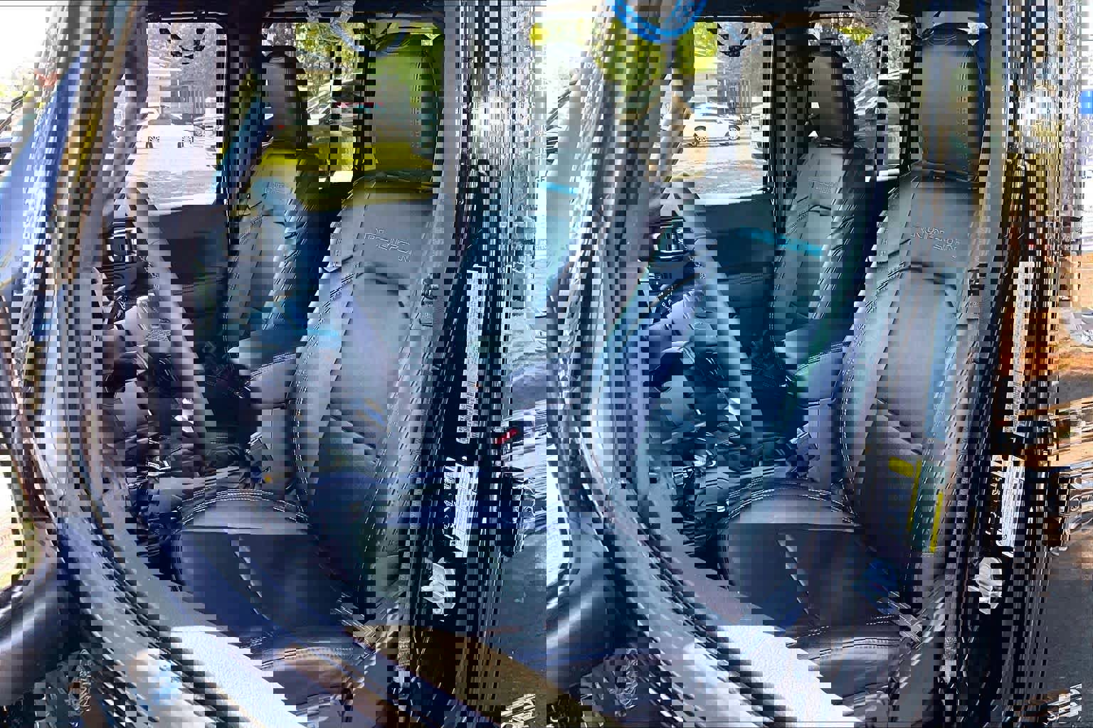 Used 2023 Jeep Wrangler Unlimited Rubicon 4xe w/ Steel Bumper Group image 8