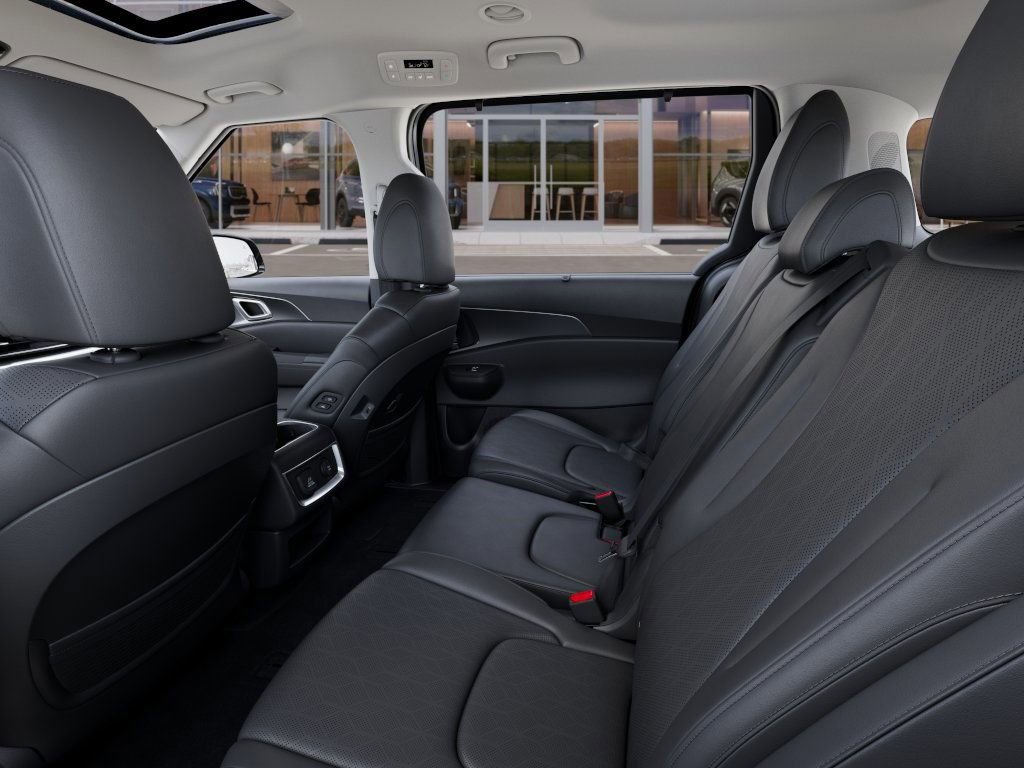 New 2026 Kia Carnival SX w/ SX Dark Edition Package image 19