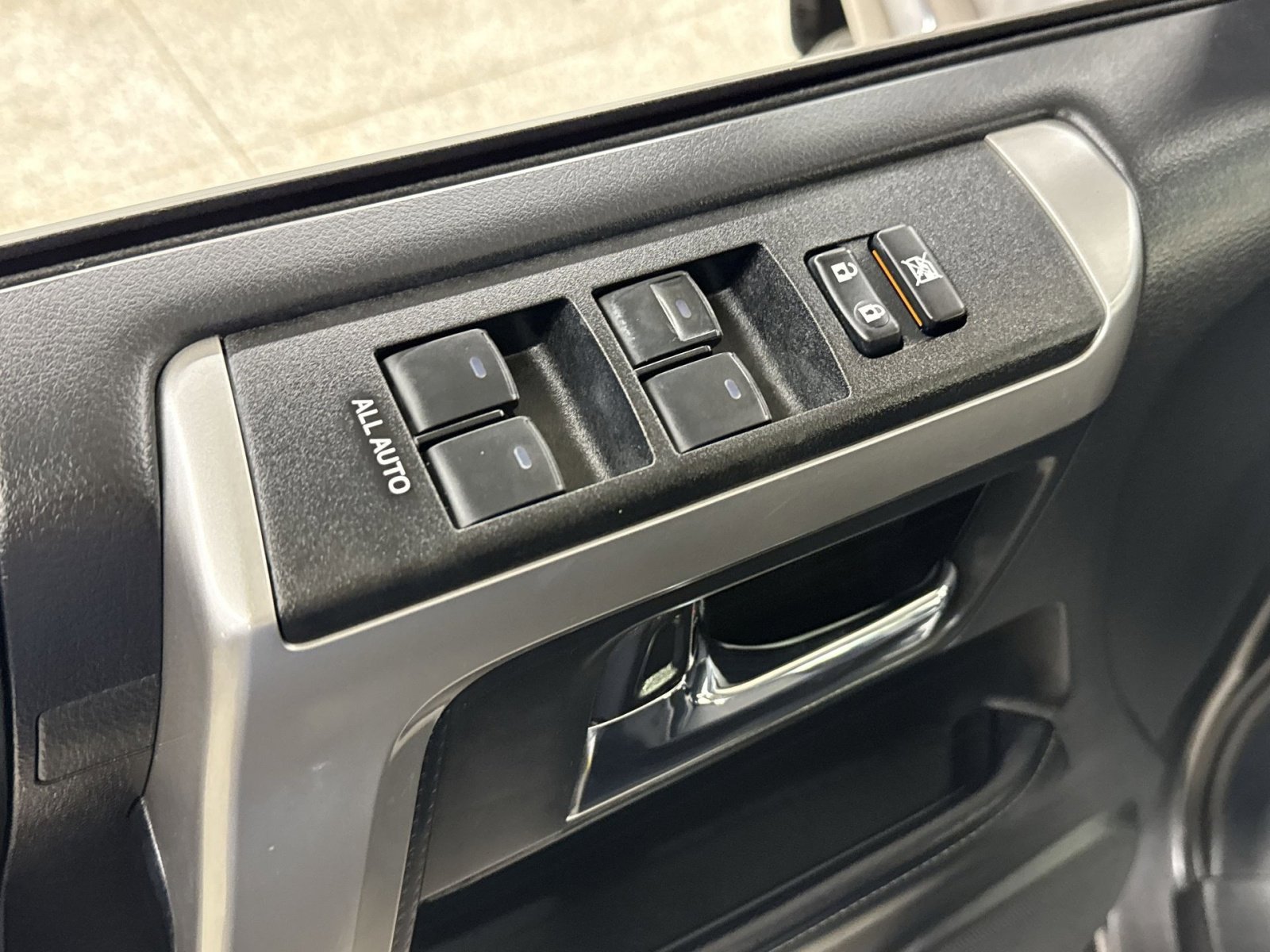 Used 2023 Toyota 4Runner SR5 image 19