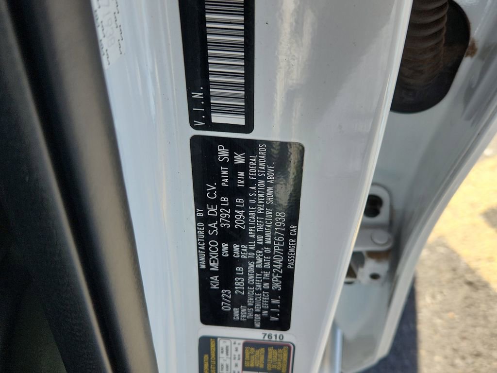 Used 2023 Kia Forte LXS image 18