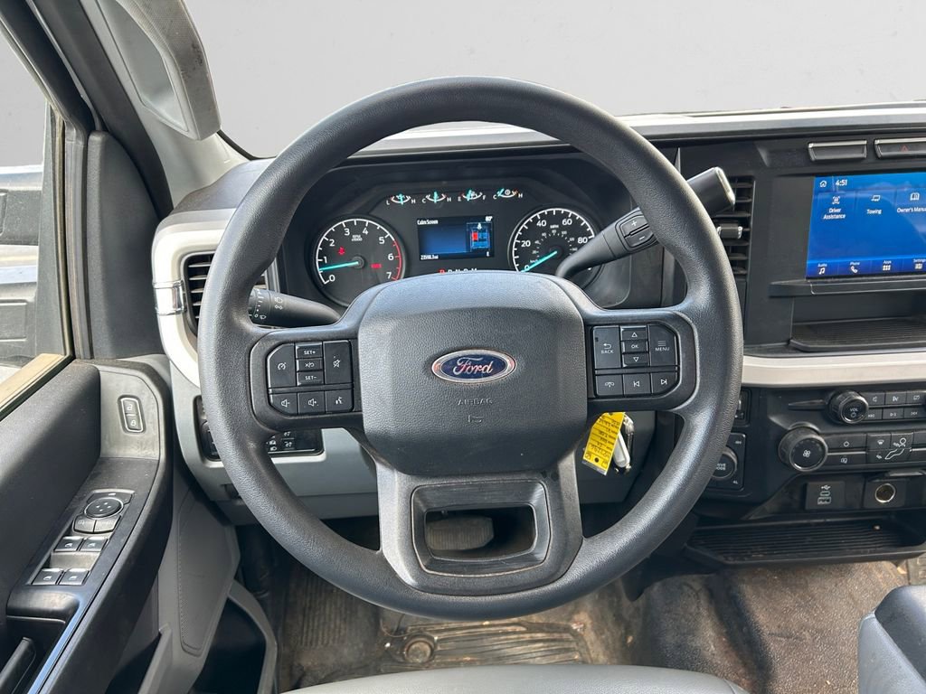 Used 2024 Ford F250 XL AWD/4WD image 13