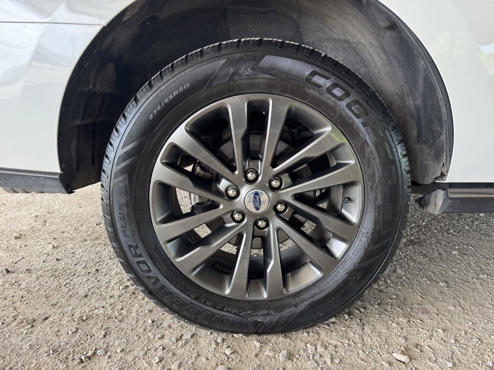 Used 2020 Ford Expedition Limited w/ Equipment Group 301A image 49