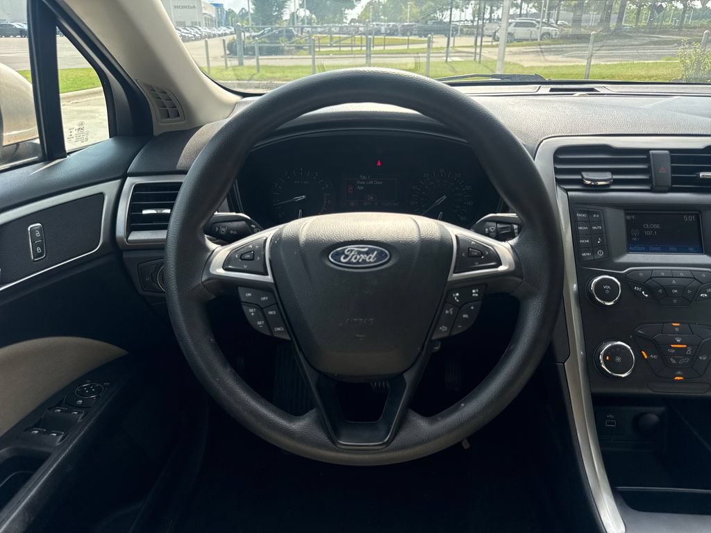 Used 2019 Ford Fusion S FWD image 19