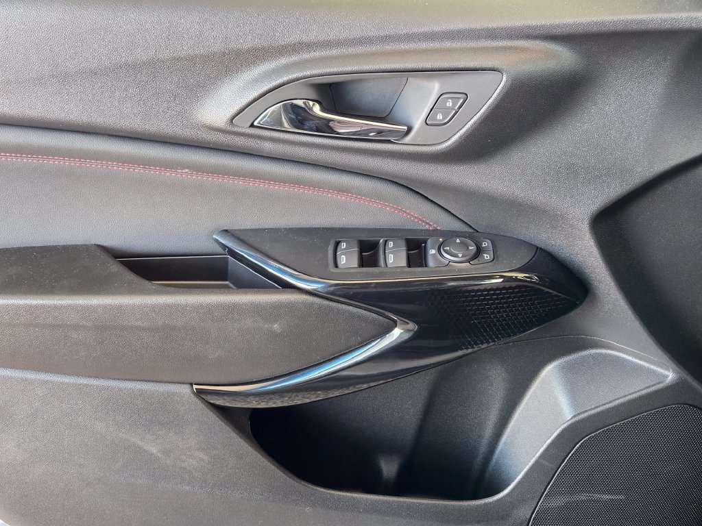 New 2026 Chevrolet Trax RS w/ Driver Confidence Package FWD image 20