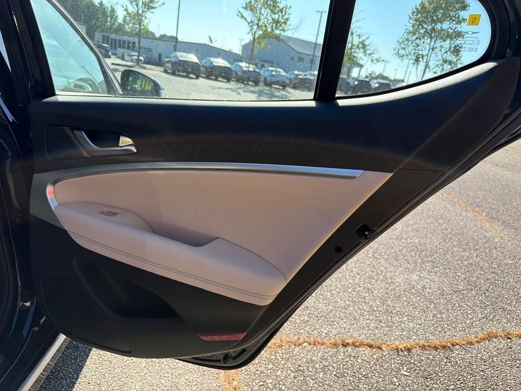 New 2026 Genesis G70 2.5T image 16