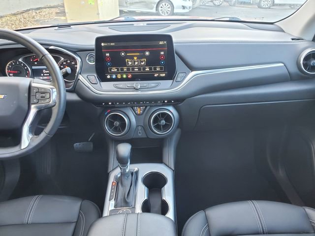 Certified 2024 Chevrolet Blazer LT w/ LPO, Black Grille Bar Package image 17