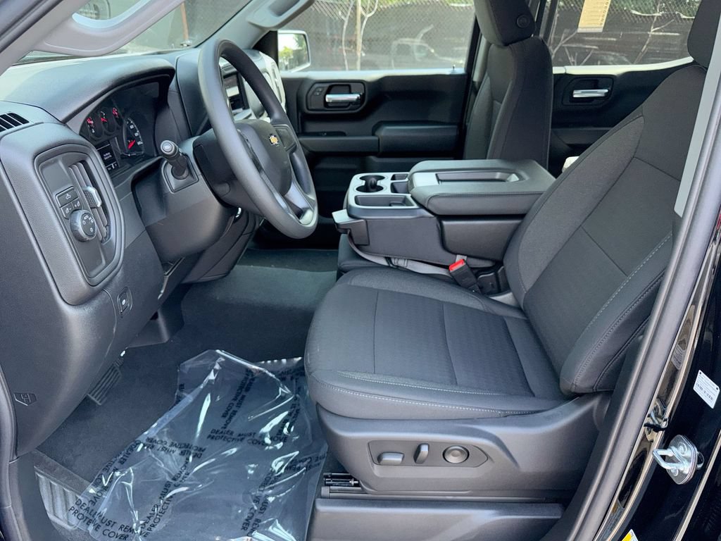 New 2026 Chevrolet Silverado 1500 Custom w/ LPO, Dark Essentials Package RWD image 13