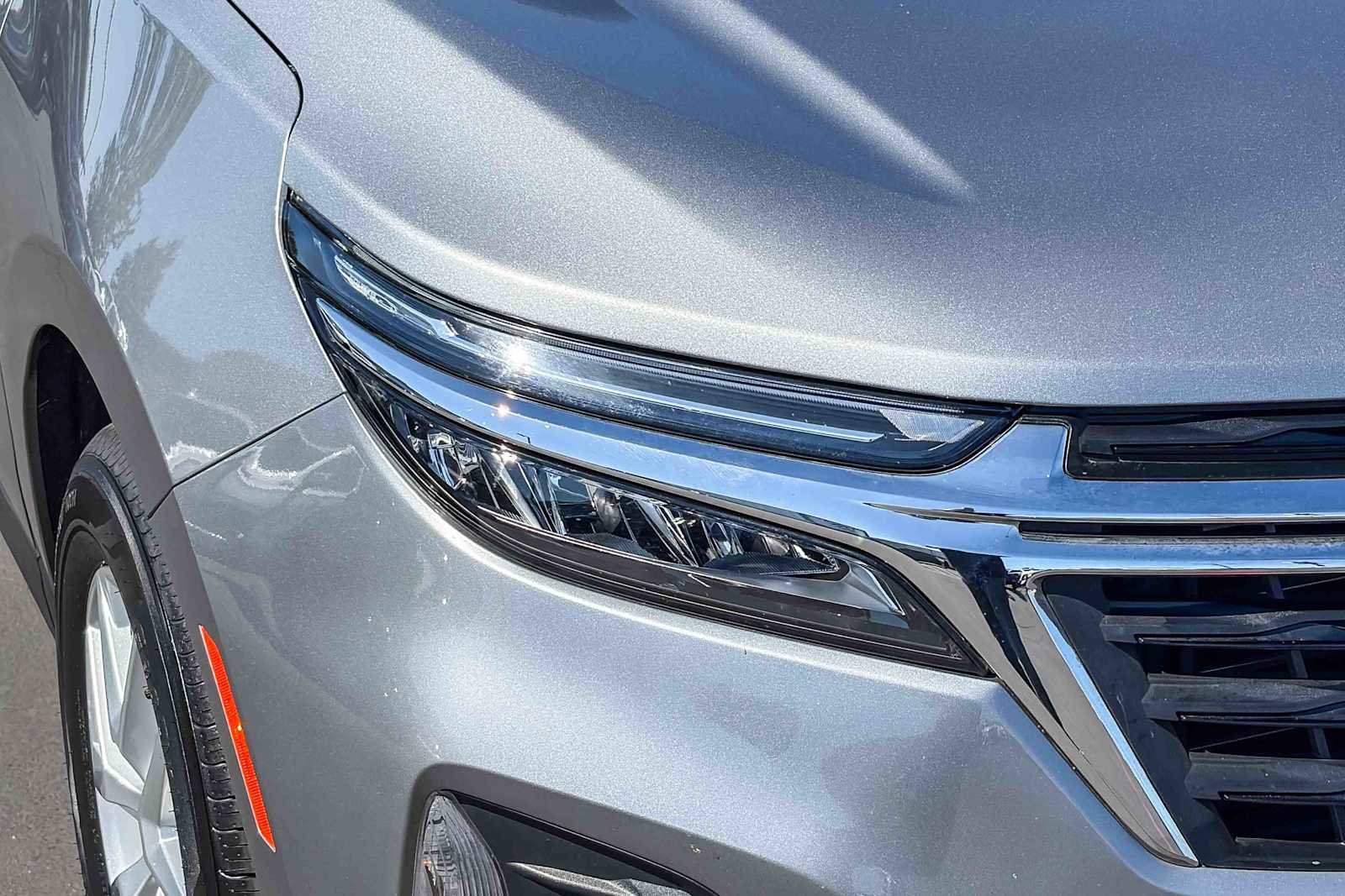 Used 2024 Chevrolet Equinox LT FWD image 7