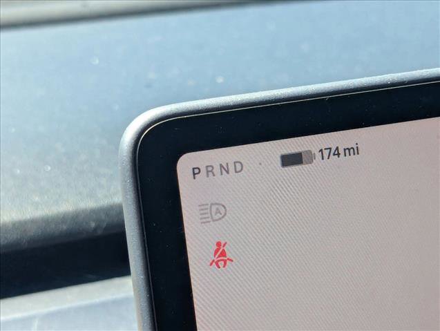 Used 2023 Tesla Model 3 Performance image 6