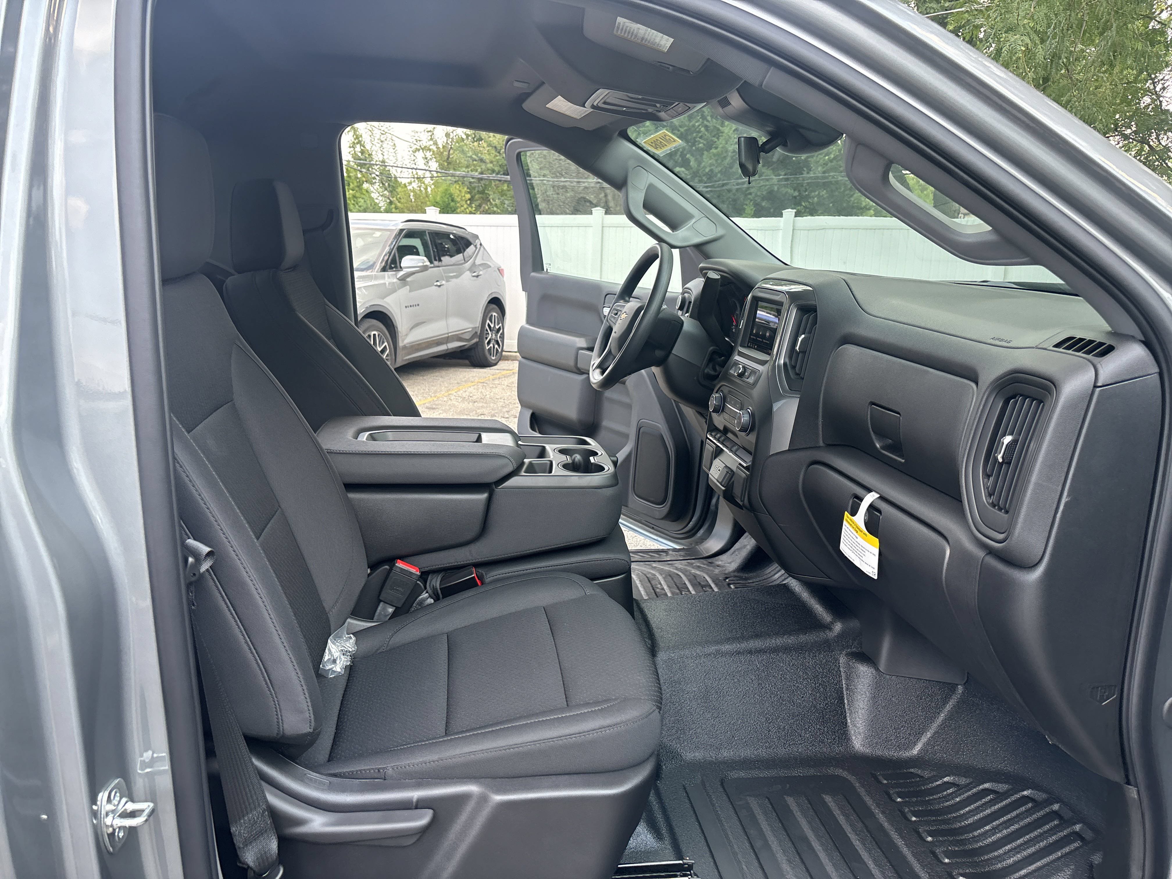 New 2026 Chevrolet Silverado 1500 W/T AWD/4WD image 27