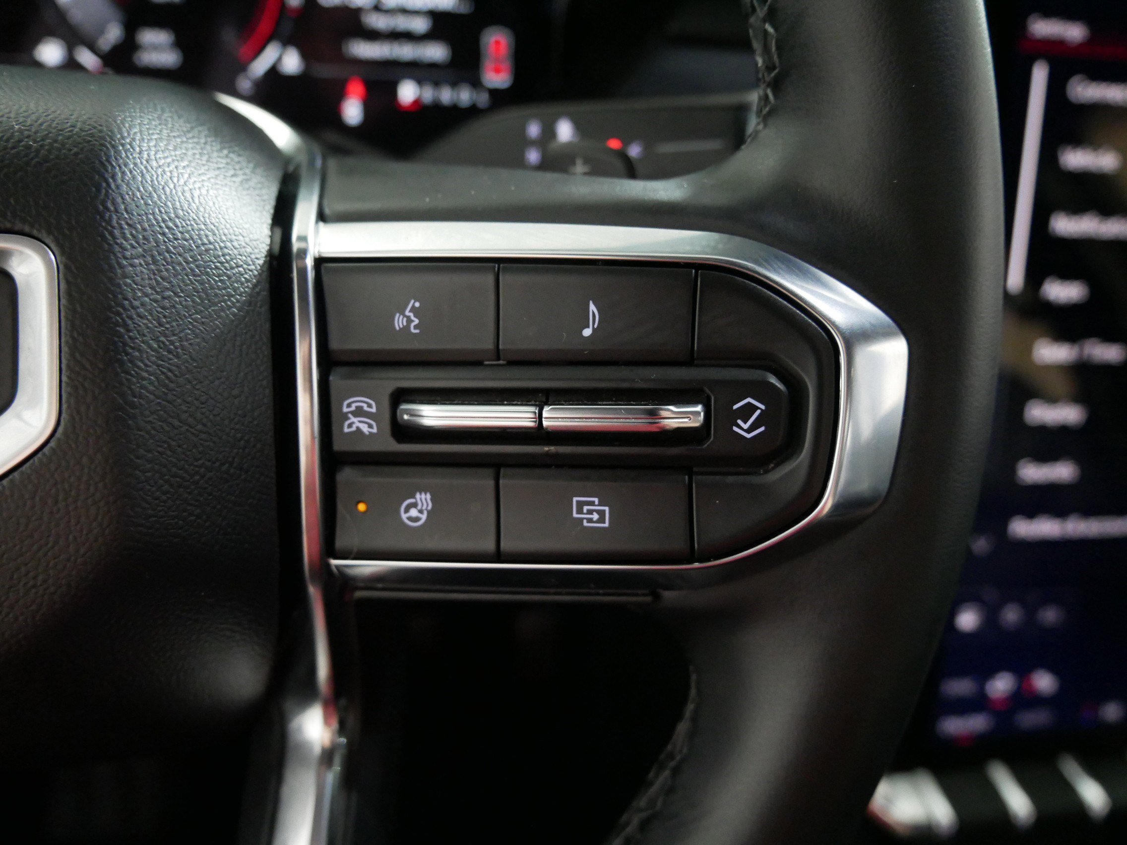 Used 2025 GMC Acadia Elevation w/ Elevation Premium Package image 28