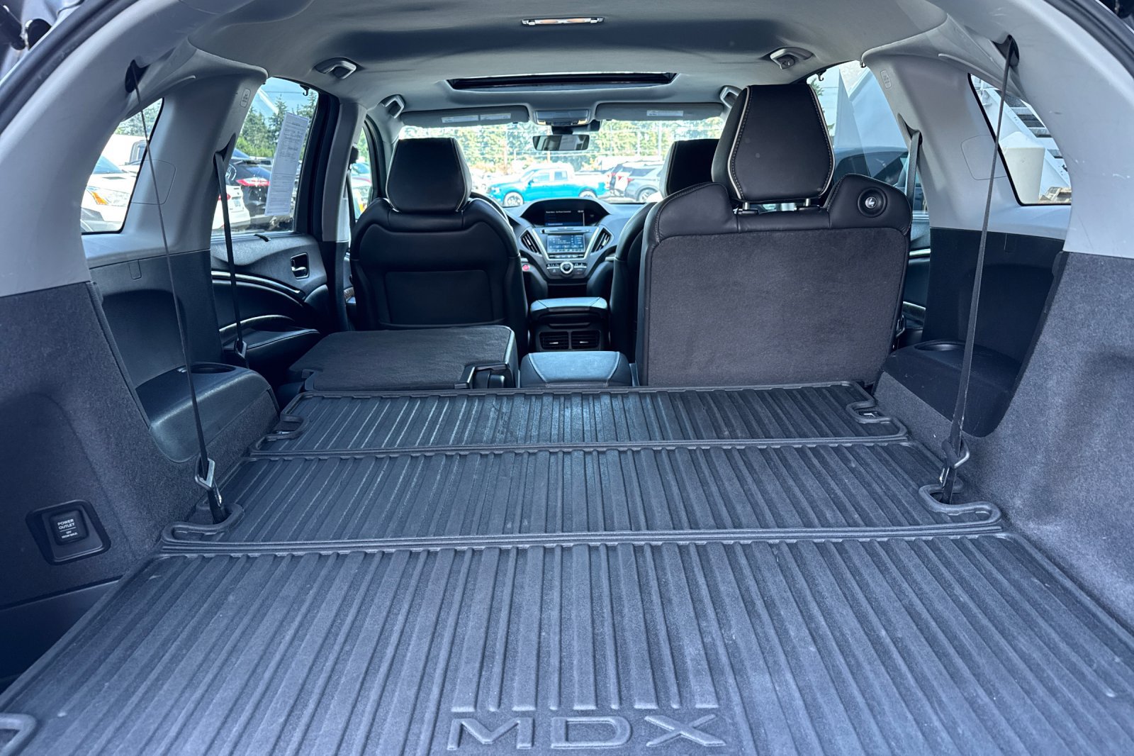 Used 2018 Acura MDX w/ Advance Package AWD/4WD image 16