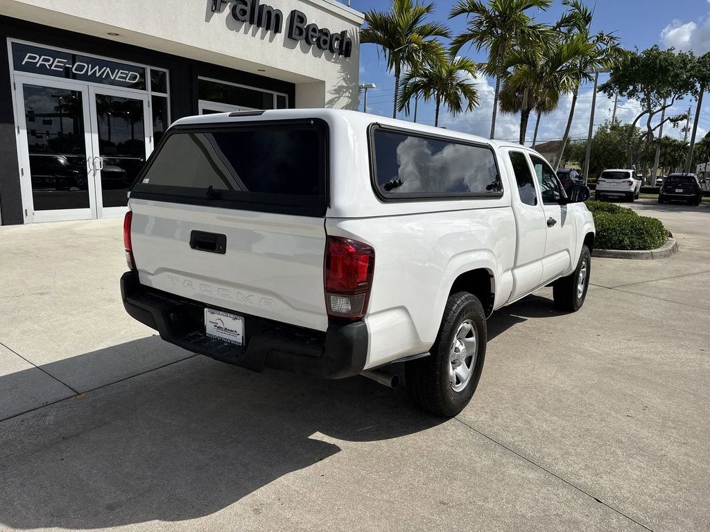 Used 2021 Toyota Tacoma SR image 3